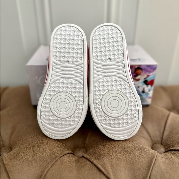 Mickey Mouse canvas slip on shoe - Picture 4 of 6